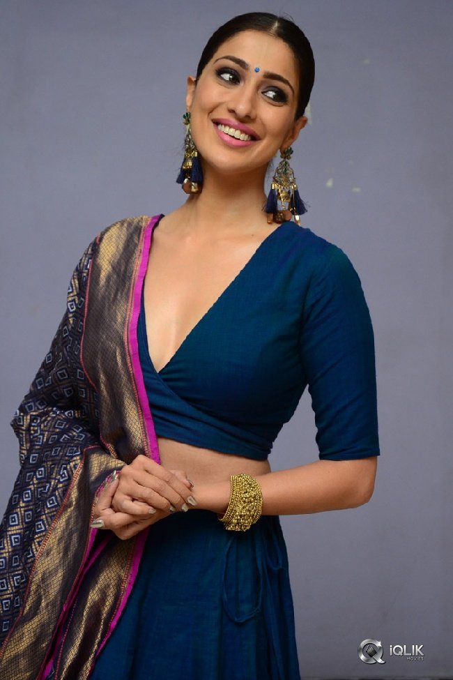 Raai-Laxmi-New-Stills